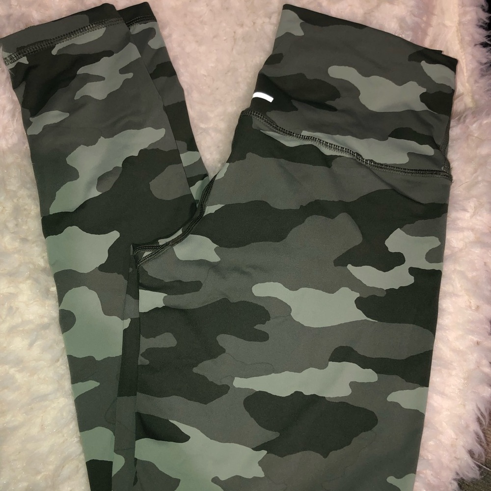 American Eagle leggings